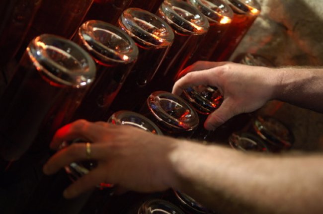 CHAMPAGNE FLEURY GILLE - Le remuage